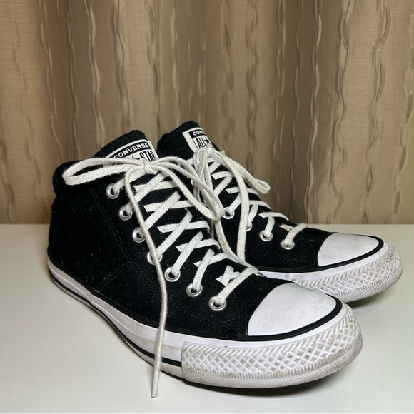 Converse Chuck Taylor All Star Madison Women's 9.5 Mid-Top Sneaker Black/White - Picture 2 of 15